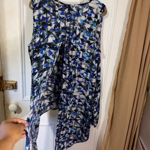 Top - Picture 5 of 6